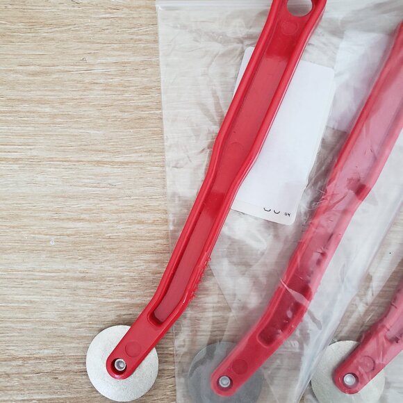 Set of 3 Sewing Tracing Wheels – 2 New, 1 Like New – Perfect for Crafting! - Picture 2 of 3